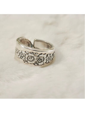 Silverwear Ring Size 6½ ONEIDA silverplate ROYAL ROSE